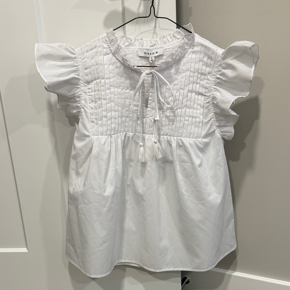 moodie White Pintuck Tie-Neck Ruffle Blouse NWT
